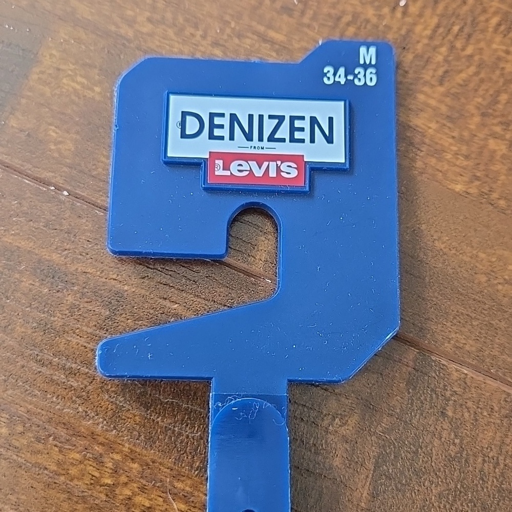 Levi's Black Men's Belt - Picture 5 of 7